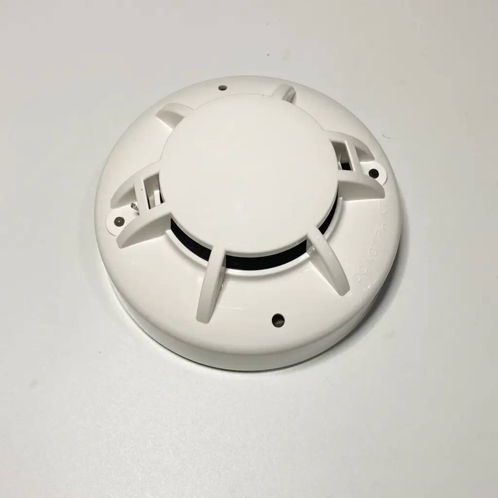 1Pcs 9-28Vdc Wire Smoke And Heat Detector Relay Output NC/NO Optional Fire Alarm Ceiling Temperature Sensor