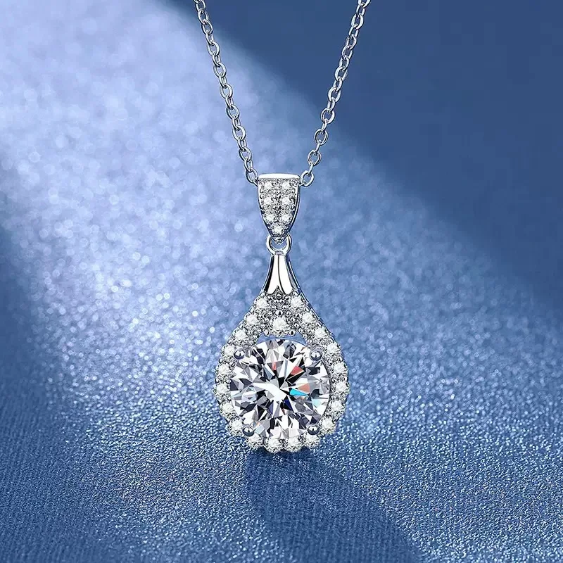 New 925 Sterling Silver Necklace 3ct Moissanite Exquisite Pendant for Women Fashion Noble Wedding Jewelry Party Gifts