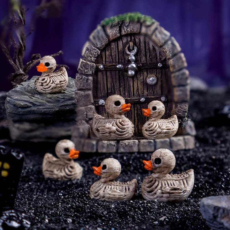 5PCS Mini Ducks Skeleton Halloween Decorations Resin Scary Duck Miniatures Home Decorative Figurines Micro Landscape