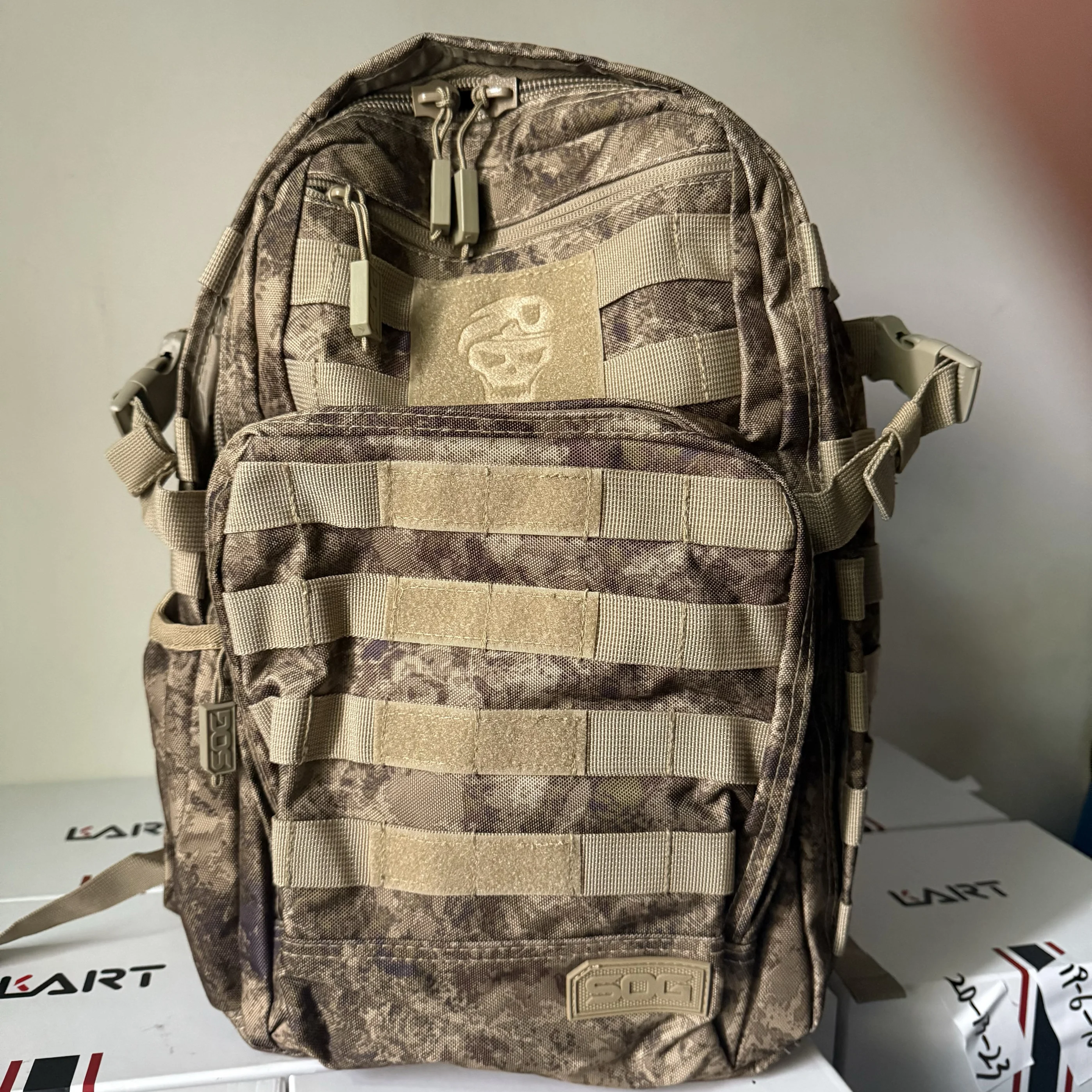 Sturdy, Wear-Resistant And Water-Splashing Tactical Shoulder Bag With Chest Button Travel Backpack Burden-Reducing Schoolbag