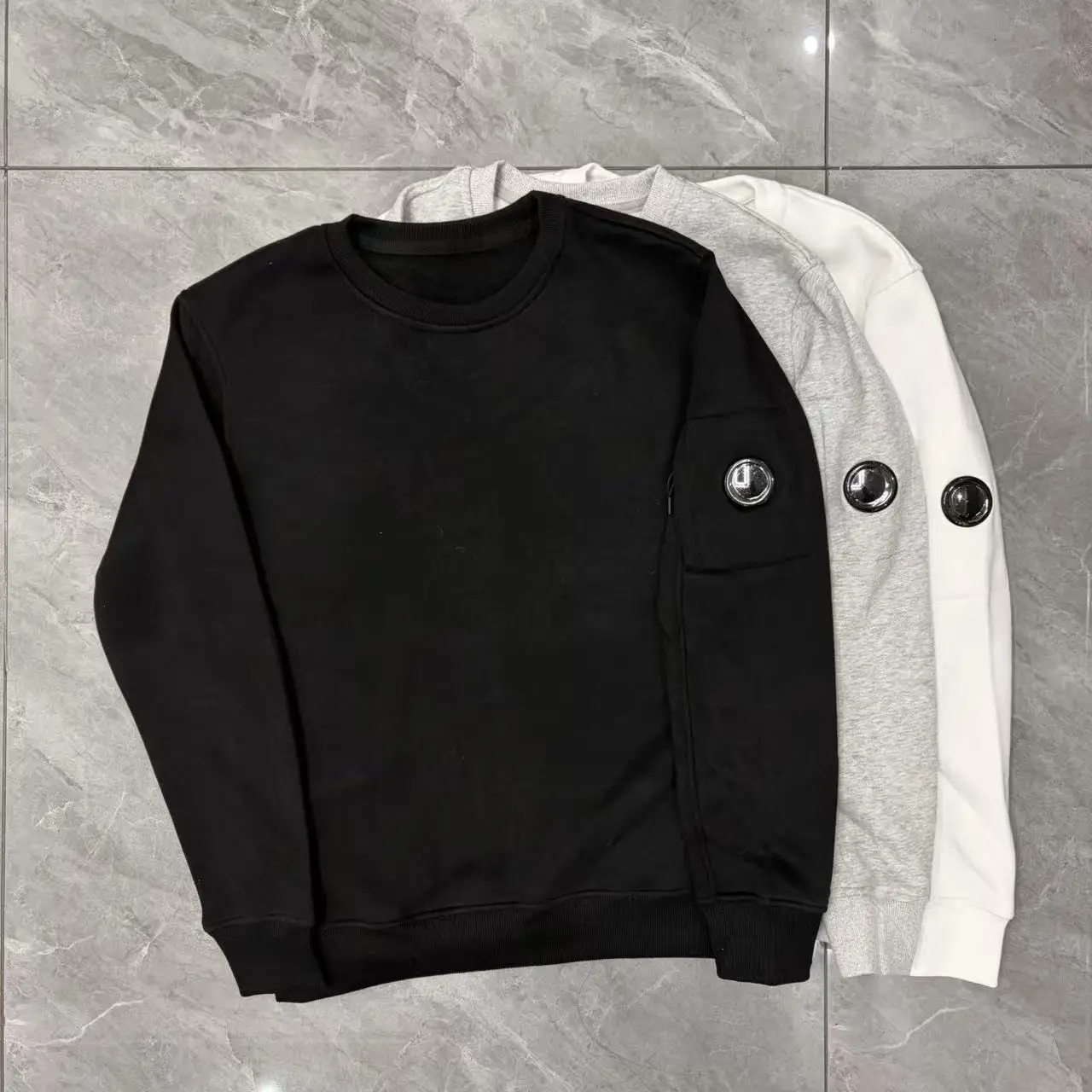 Men's pullover fleece hoodie, round neck versatile long sleeved top, multi pocket zipper casual solid color top, winter hoodie