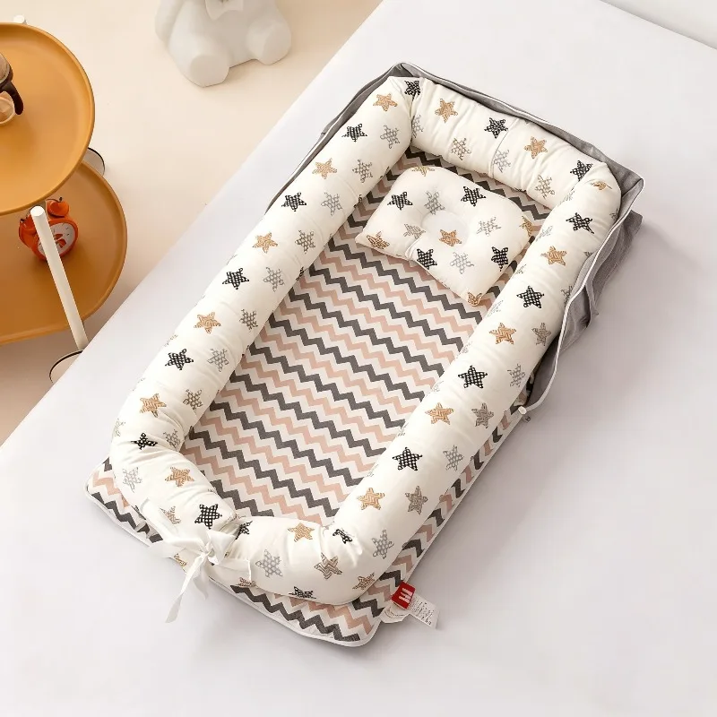 2026 New Cute Cartoon Print Baby Nest Portable Baby Crib with Adjustable Rope Easy To Storage and Wash Foldable Toddler Bed