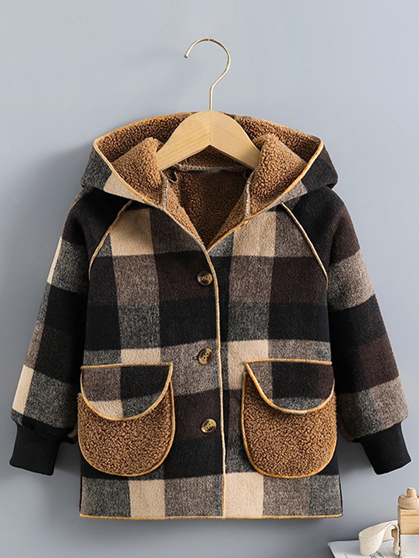 Children's Clothing Boys' Plaid Hooded Mid-Length Spring and Autumn Jacket, Autumn and Winter Open-Front Outerwear, Comfortable Raglan Sleeves, Integrated Fleece Jacket