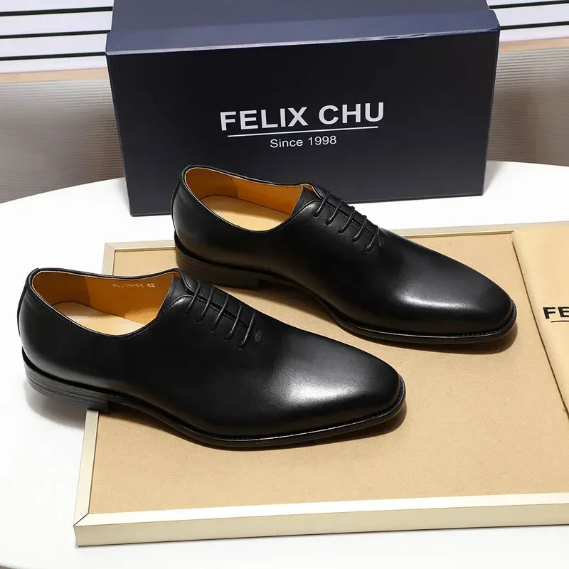 Designer Genuine Leather Mens Wholecut Oxford Shoes Luxury Brand Black Brown Dress Shoes for Business Office Formal Wear