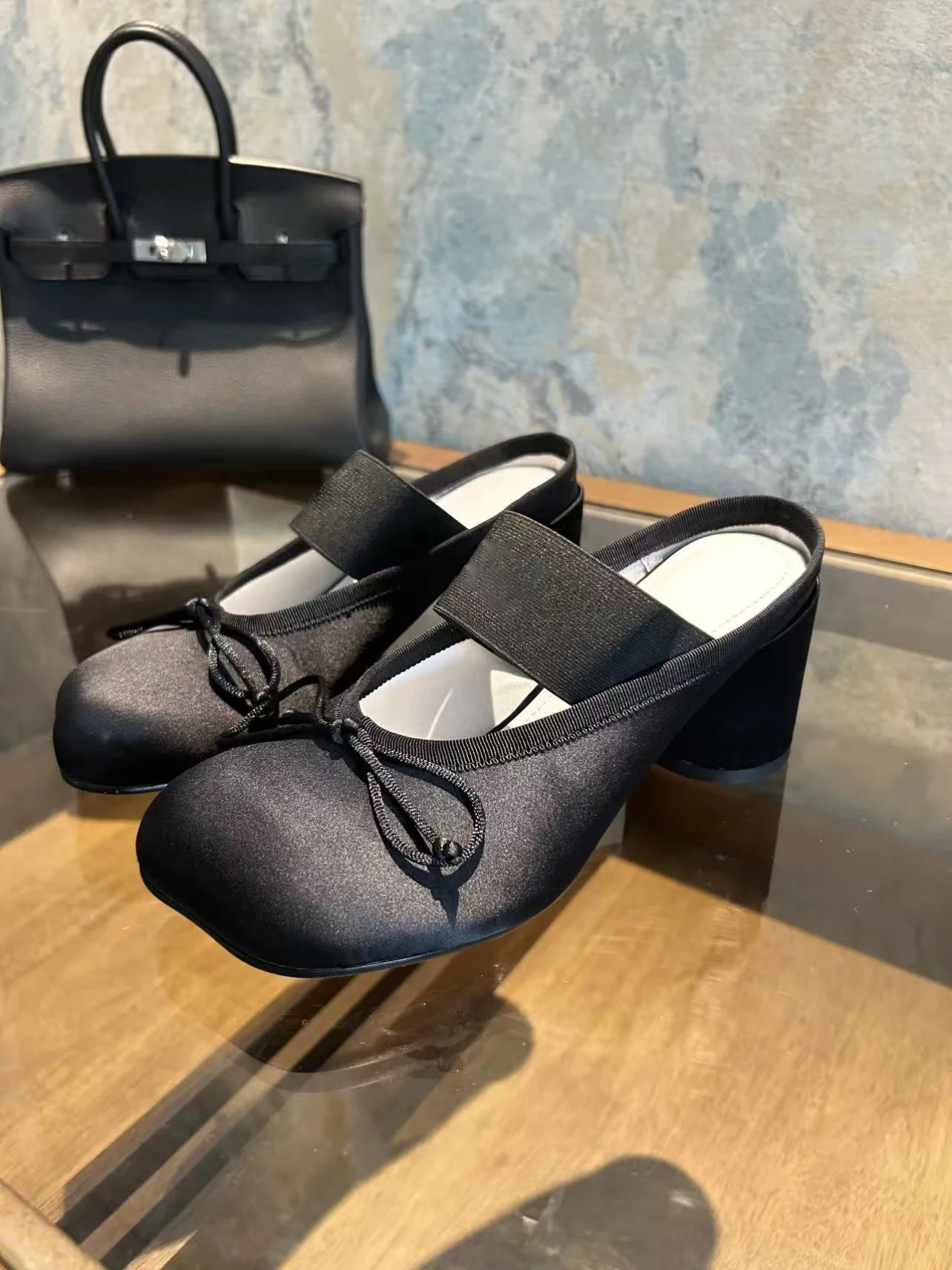 Elegant Fashionable Satin Knot Mary Jane Shoes Comfortable Chunky Heel Retro Style Unique Design Comfortable Footwear