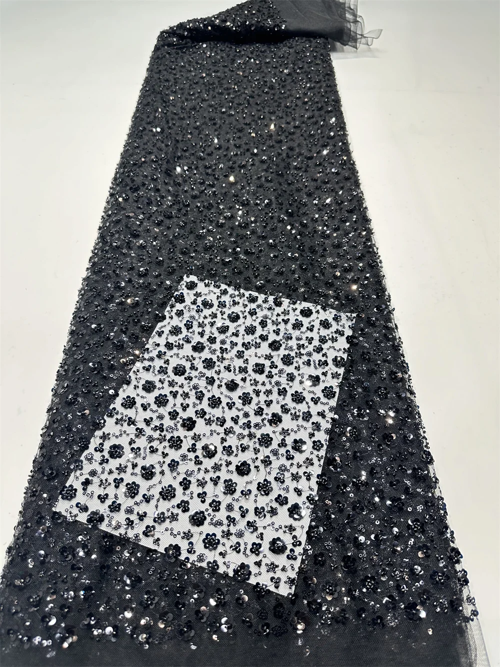 White Latest French Tulle Beaded Sequins Lace Fabrics 5 Yards 2024 High Quality Nigerian African Lace Fabric For Wedding Party