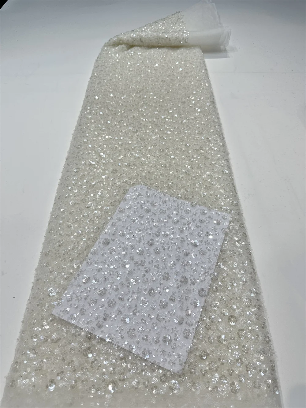 White Latest French Tulle Beaded Sequins Lace Fabrics 5 Yards 2024 High Quality Nigerian African Lace Fabric For Wedding Party