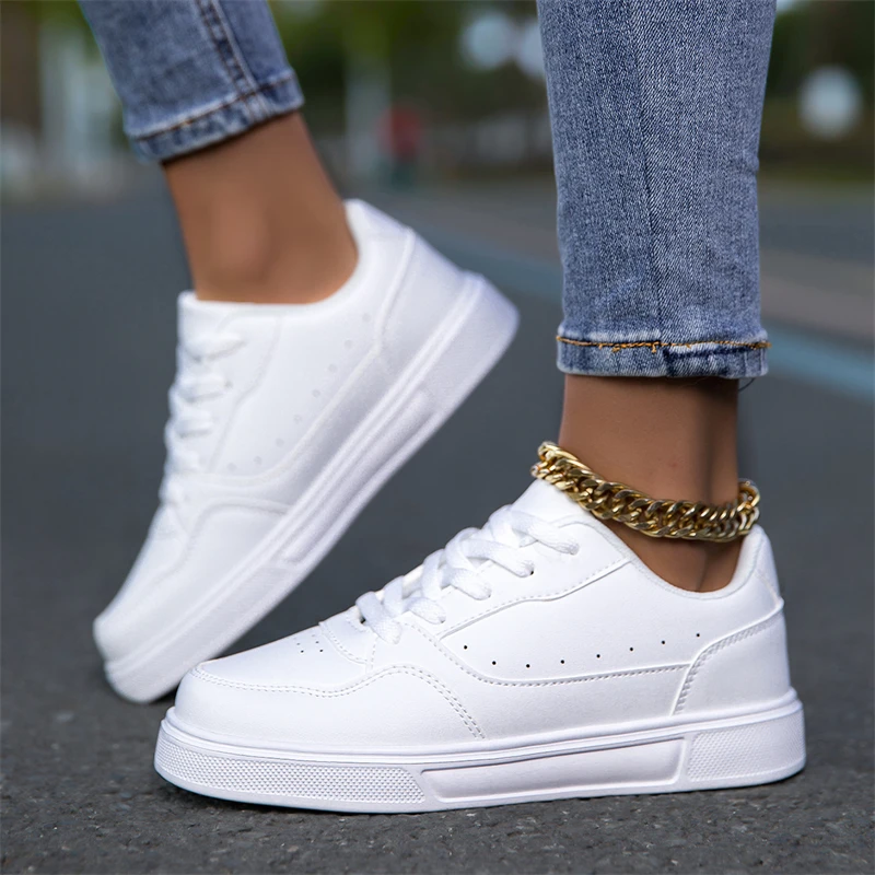 White Minimalist Sneaker For Men Women Non Slip Casual Sports Shoes Man Walking Shoes Comfortable Low Top Men's Skateboard Shoes