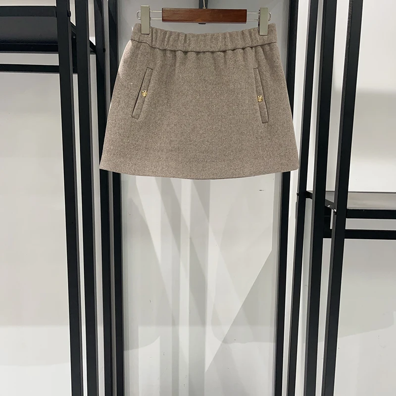 Women Stand Collar Zipper Jacket or Elastic Waist Shorts Early Autumn 2025 Solid Color Long Sleeve Fashion Set