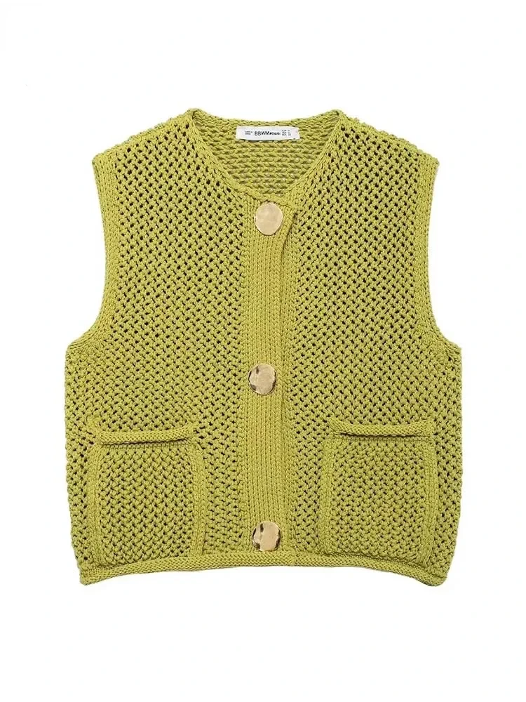 Women Fashion Sleeveless Coarse Needle Knitting Vest Sweater Female Chic Big Pockets Patch Buttons Cardigan Waistcoat Tops