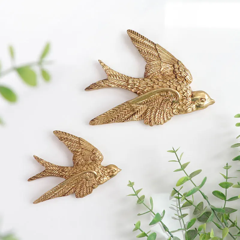 1 piece, 3.8*4.7/5.6*6.6 inch resin material retro gold flying swallow home wall decoration wall hanging
