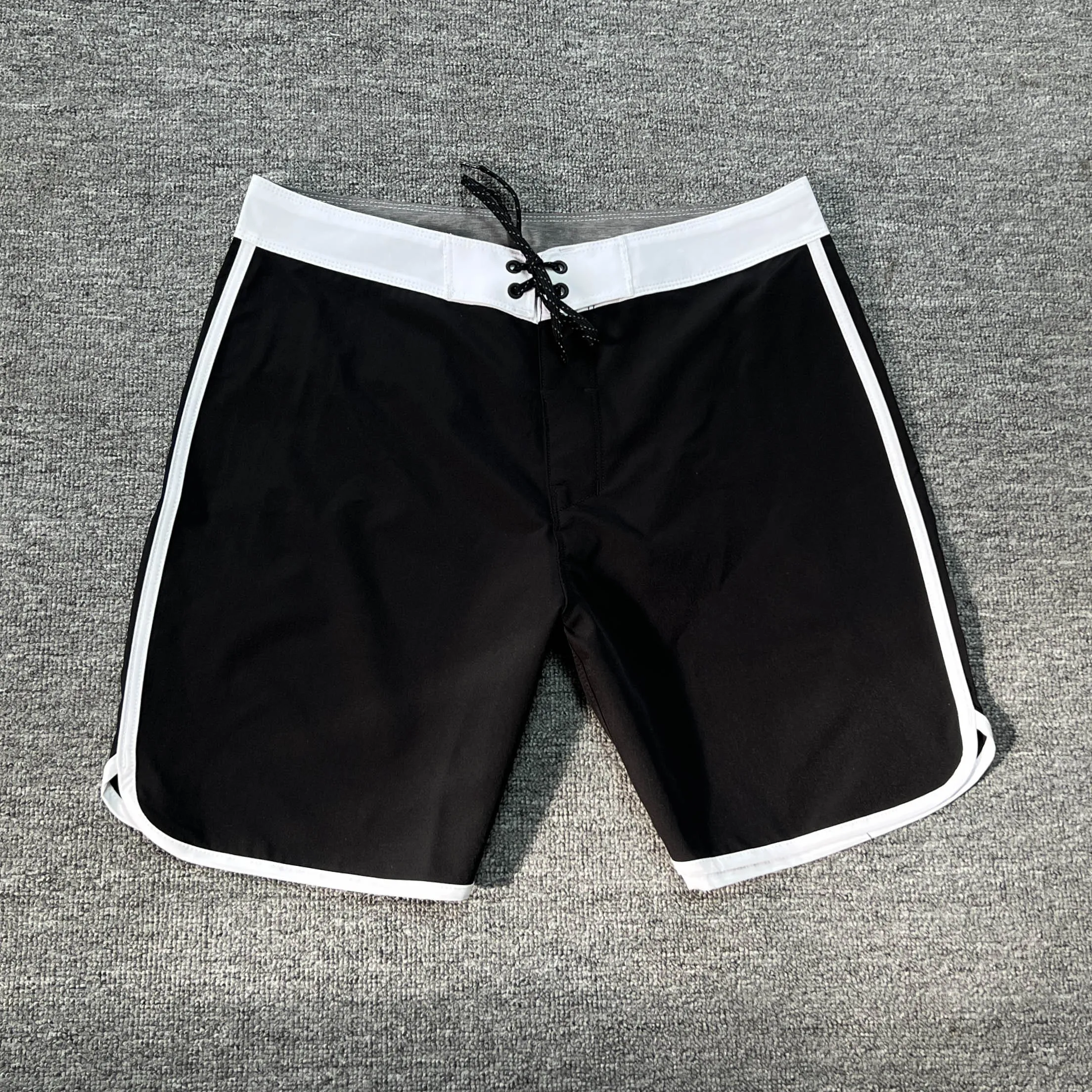Black Elastic Quick-Dry Men's Beach Shorts Sport Casual Fitness Shorts Comfortable Breathable Lightweight Summer Swimwear