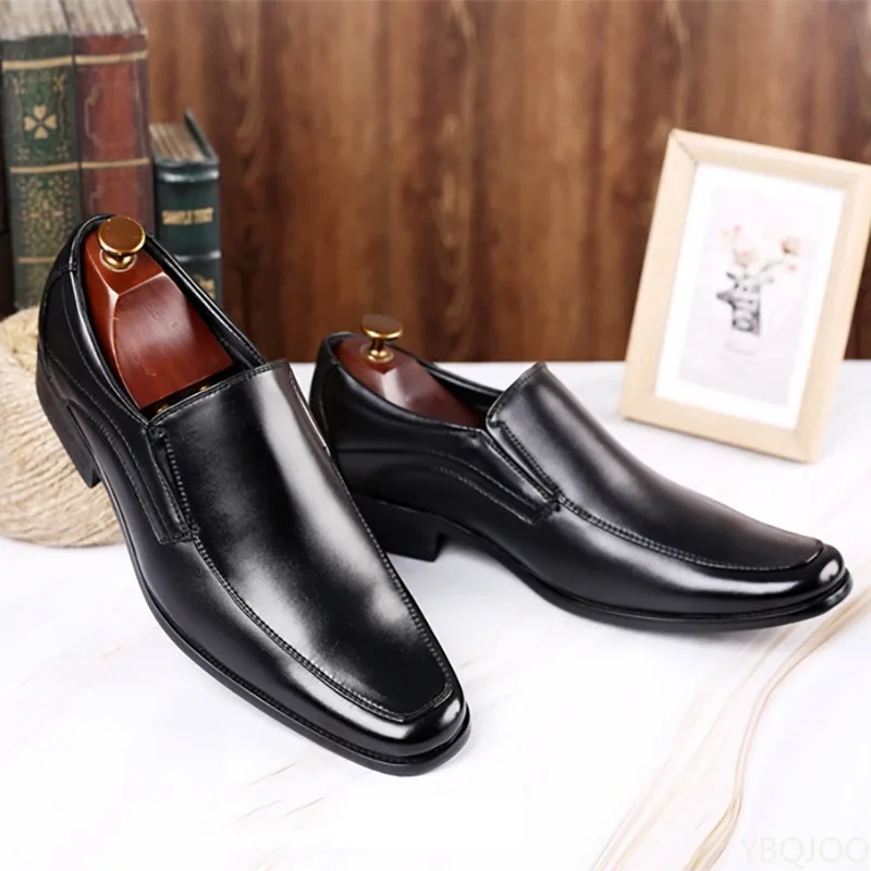 Men's square toe simple comfortable men's shoes are lightweight suitable daily work commuting with a stylish look