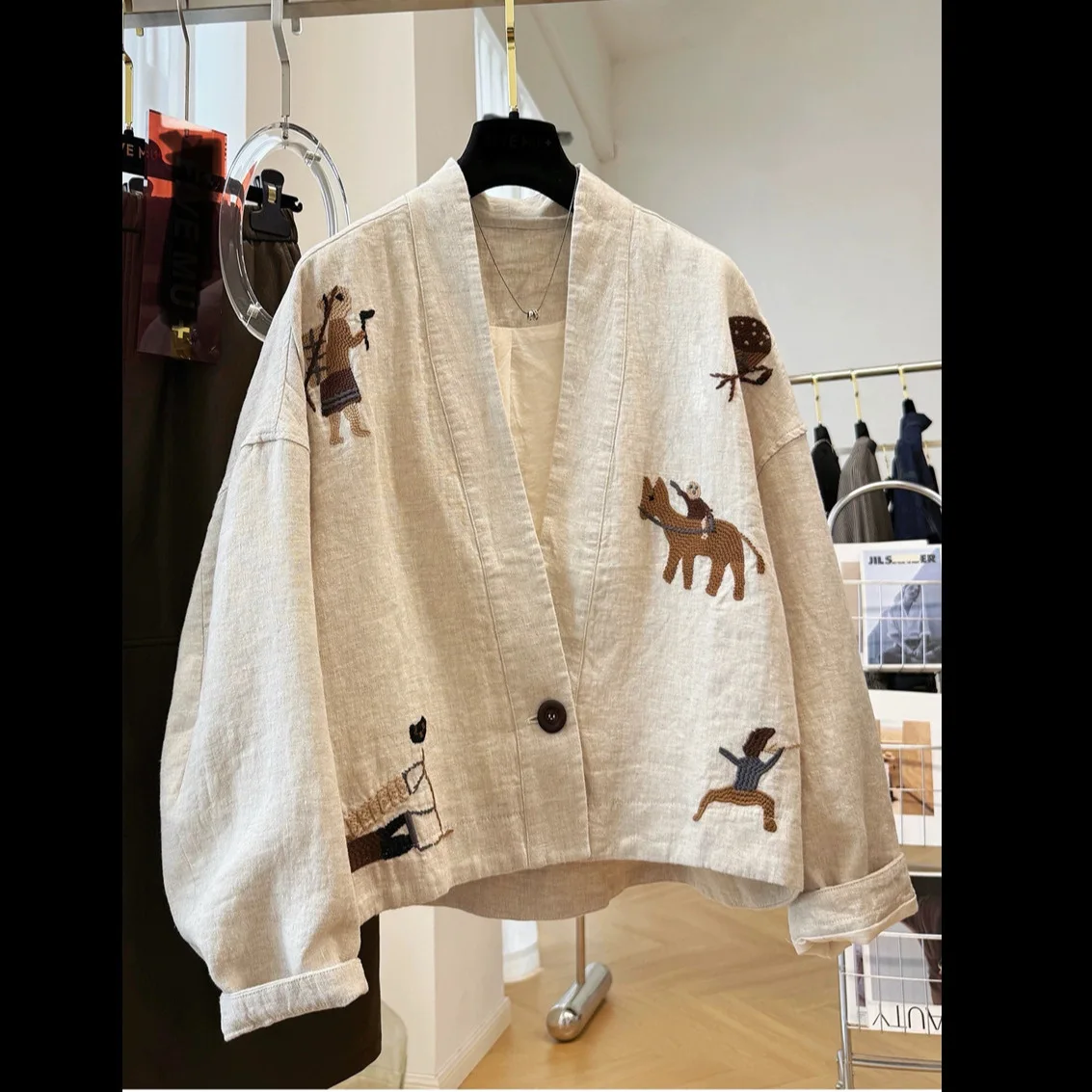 Elegant Short Cotton Linen Jacket V-neck Embroidery Heavy Work Vintage Artistic Women's Outerwear Autumn 2025 New Arrival