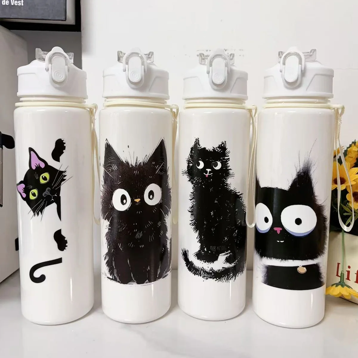 750ml Black Cat Cartoon Water Bottle BPA-Free Outdoor Travel Home Gift for Friends And Family Student Camping Wilderness
