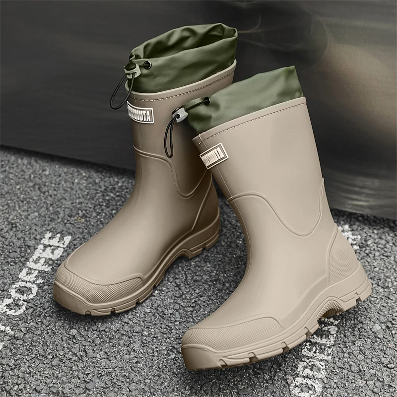 New Faionable Large Size Women's Rain Boots Waterproof Non-Slip PVC Mid-Calf Boots for Outdoor Wear Comfortable All-Season ...