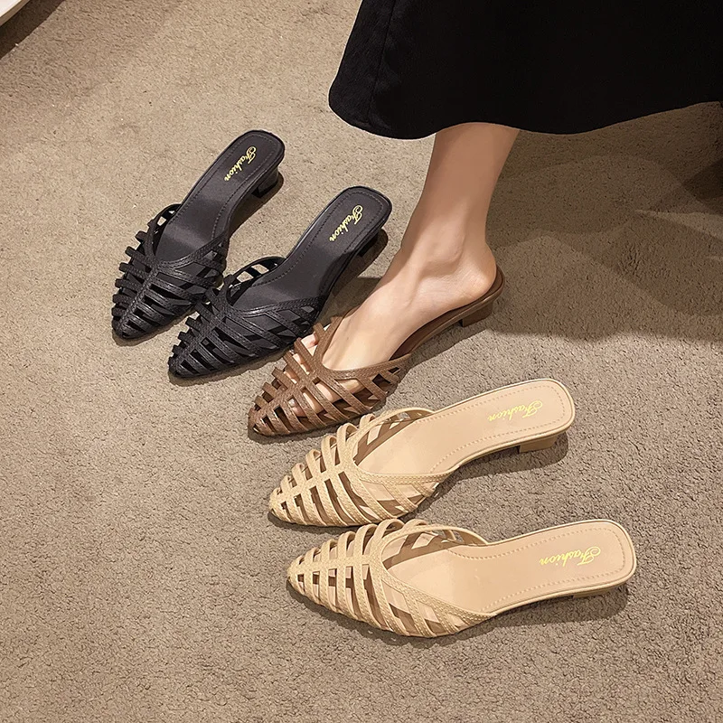 Low Heel Roman Sle Sandals Women's Outdoor Slippers Artistic Vintage Pointed Toe Flat Heel PVC Material Summer New Arrival