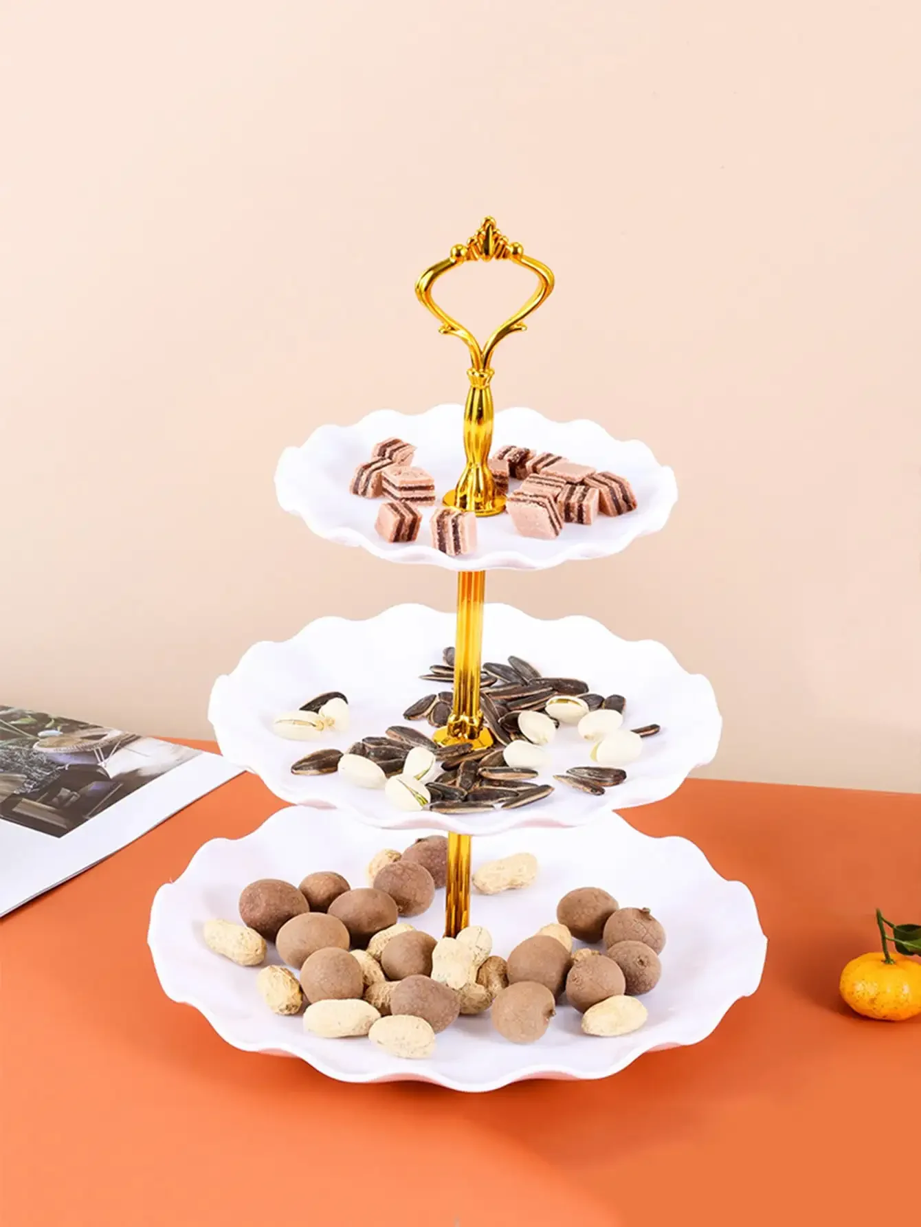1pc luxury snack plate three-layer fruit plate Nordic style snack plate plastic fruit plate is suitable for hotel living room.