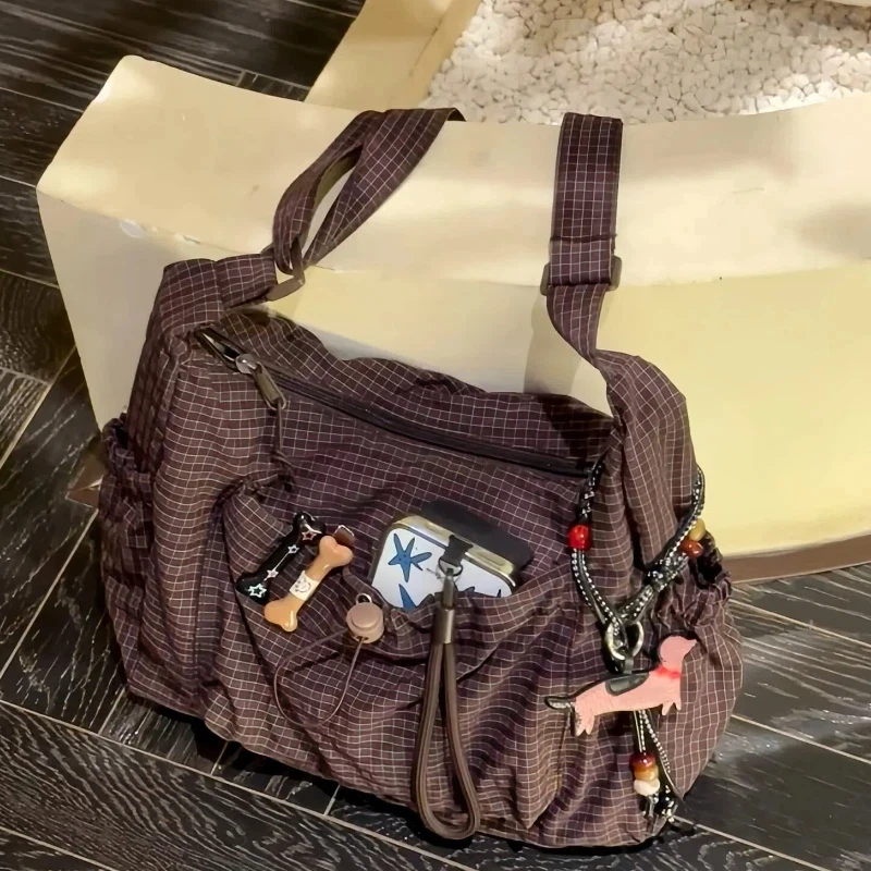 Korean Nylon Shoulder Bag Fashion Simple Plaid Zipper Tote Bag Drawstring Pleated Cloud Bag New Commuter Crossbody Shoulder Bag