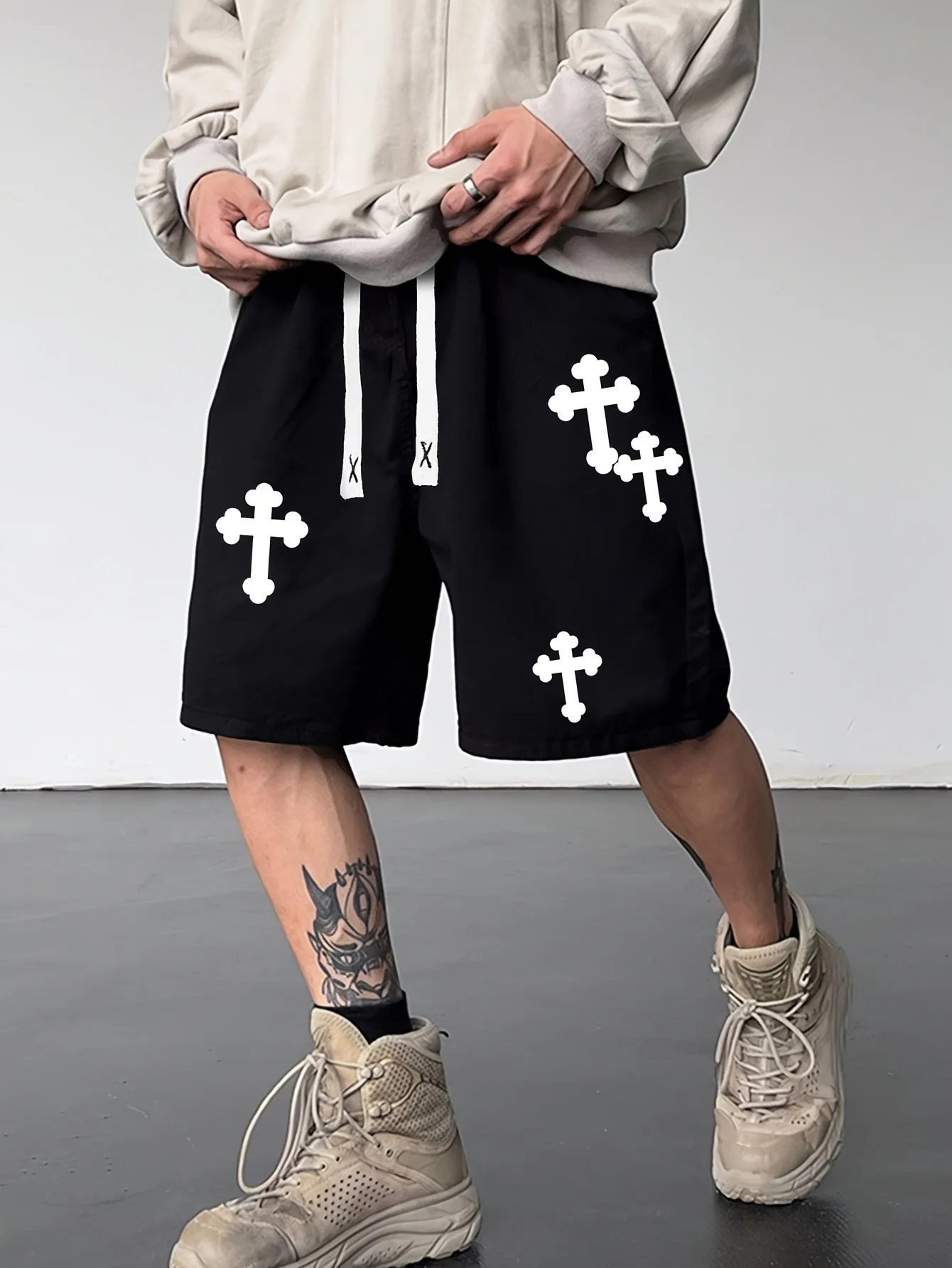 The 2025 summer new sporty 3D cross print pattern casual, fashionable, soft, comfortable and lightweight men's shorts