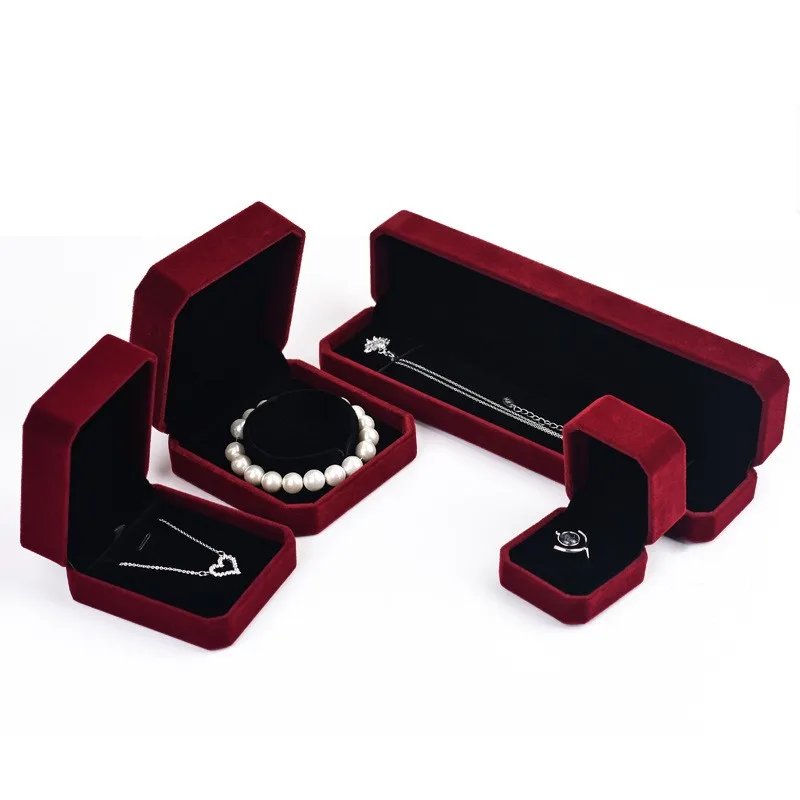 1Pc Red Velvet Box Jewelry Display Ring Box Pendant Necklace Gift Box Organizer Wedding Ring Storage Box Necklace Bracelet Box