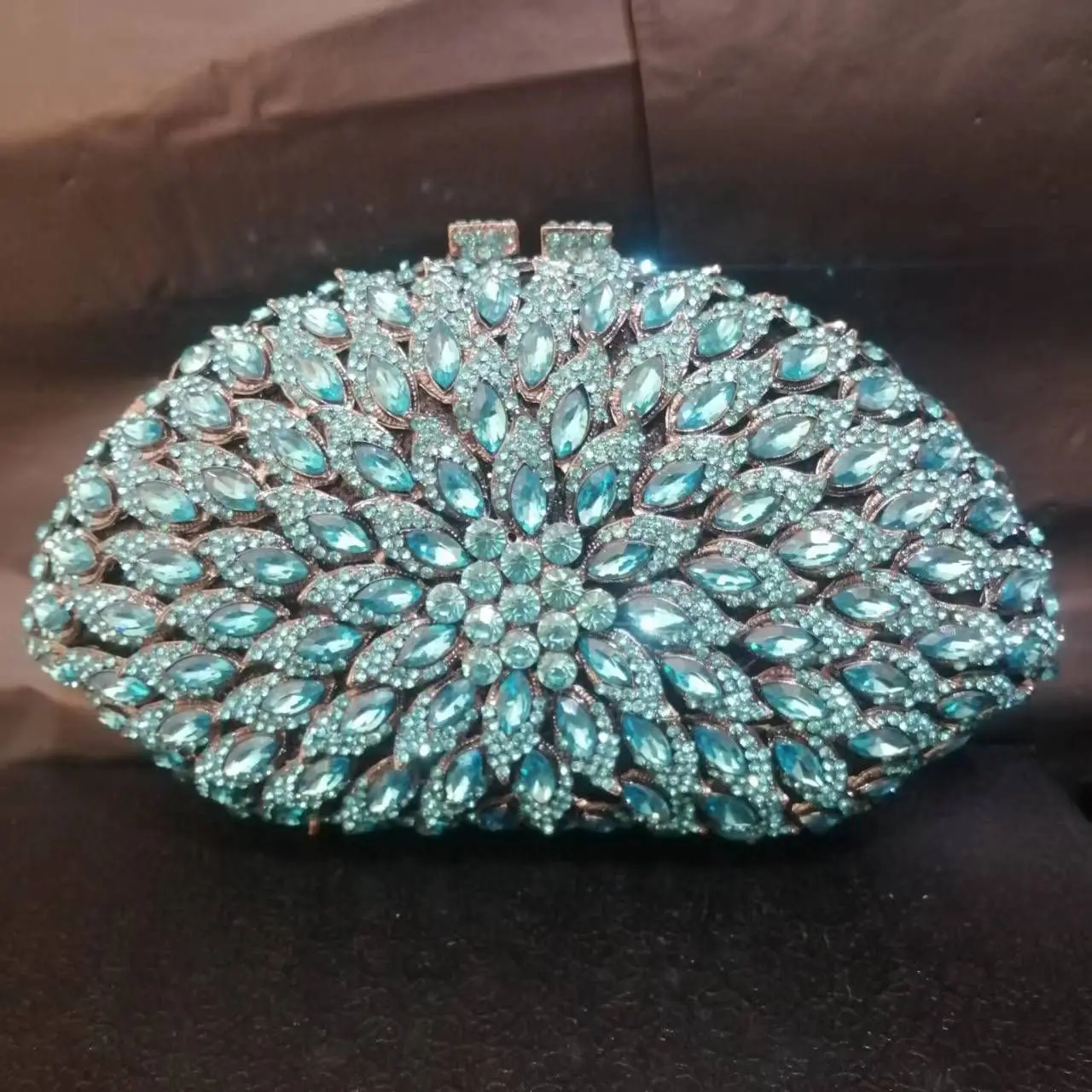 Luxury Skye Blue Crystal Purse Stones Evening Clutch Bag Women Metal Box Minaudiere Wedding Party Diamond Handbag Light Blue Bag