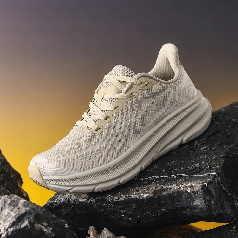 Men's Running Shoes Luxury shoes Couple Outdoor Sneakers Cushioning Breathable Mesh Off-road Trainer Shoes Race Non-Slip Fashion