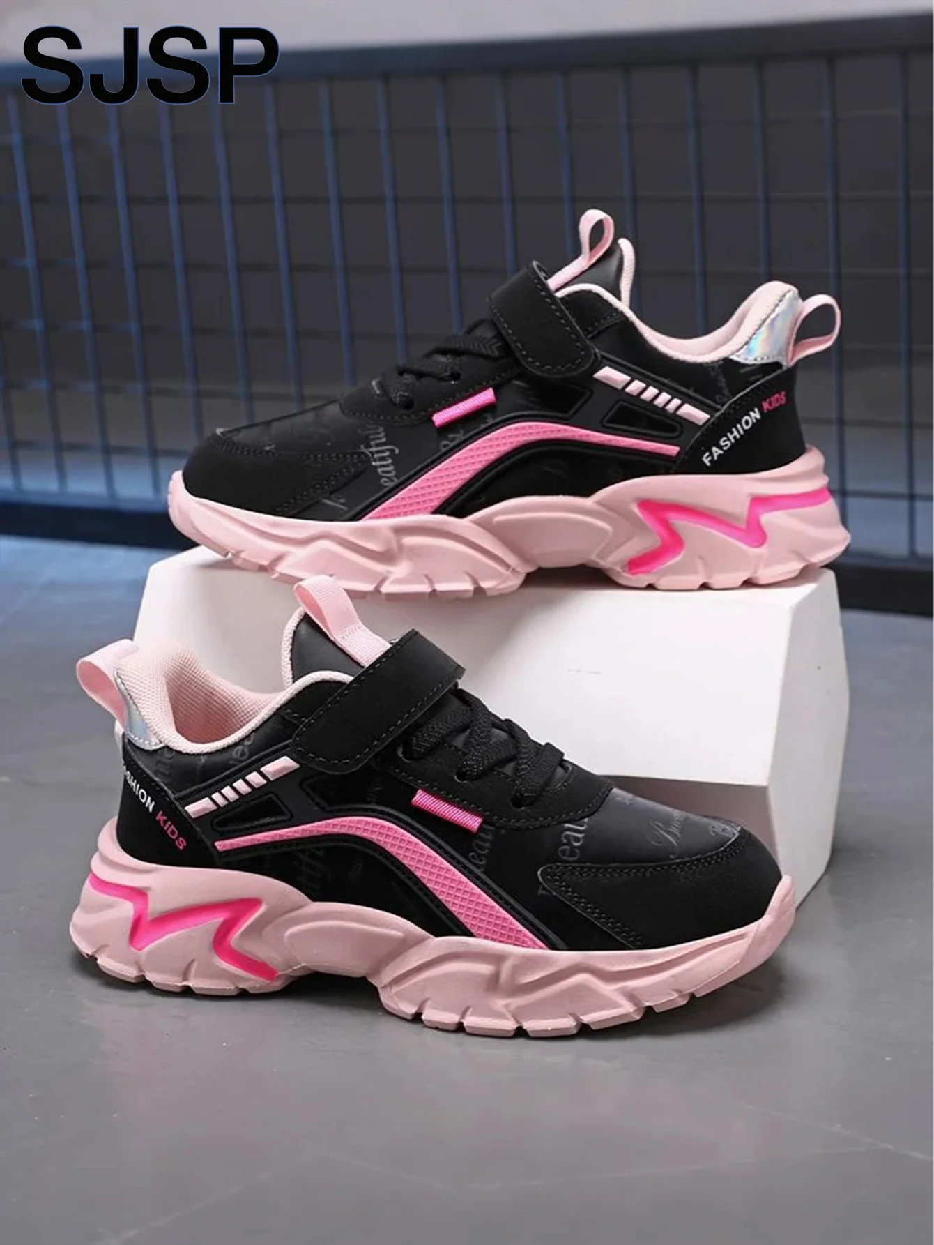 Children's Casual Pink Girls' Leather Shoes, Fashionable Lightweight Running Shoes for Teenagers and Students Aged 7-15, Children's Sports Shoes for Girls