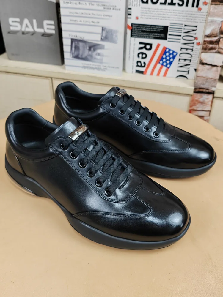 New 2026 Men's Casual oes Top Layer Cowhide Leather Travel Sports Faionable Versatile Outdoor Activities Comfortable