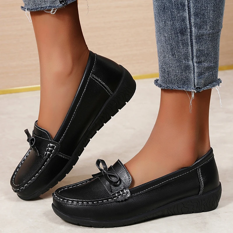 Genuine Leather Women Flats Fashion Black Shoes Woman Moccasins Women Shoe Tenis Shoes Women Round Toe Plus Size Shoes Female