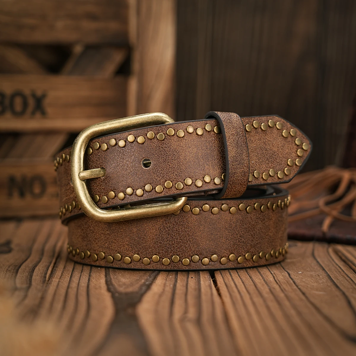 Vintage and fashion collision! PU leather alloy buckle waistband, for both men and women, to create a personalized western style
