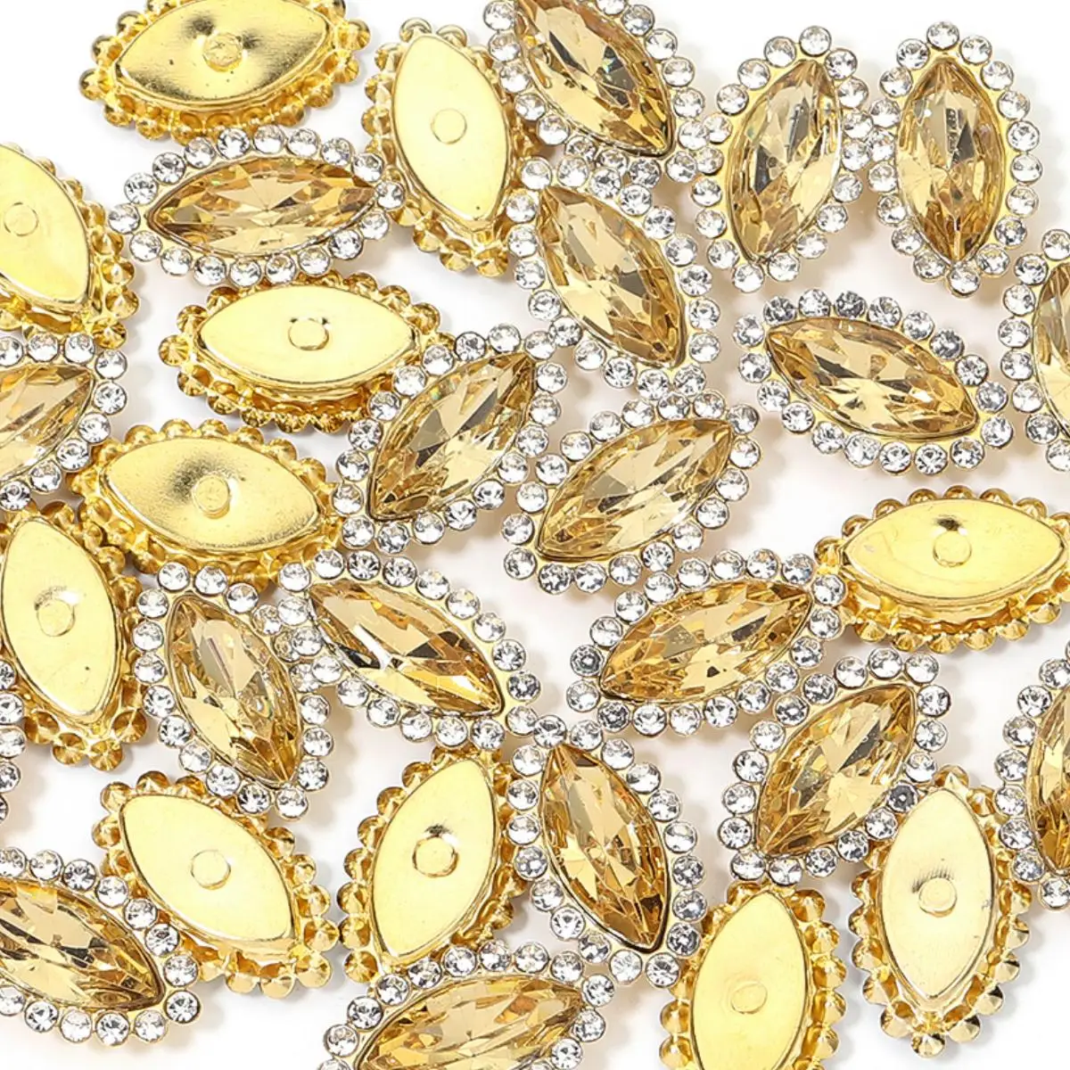 30Pcs Gold Metal Claw Rhinestones Glitter Crystals Trim Acrylic Beads Garment Crafts For Wedding Decoration Sewing Clothing