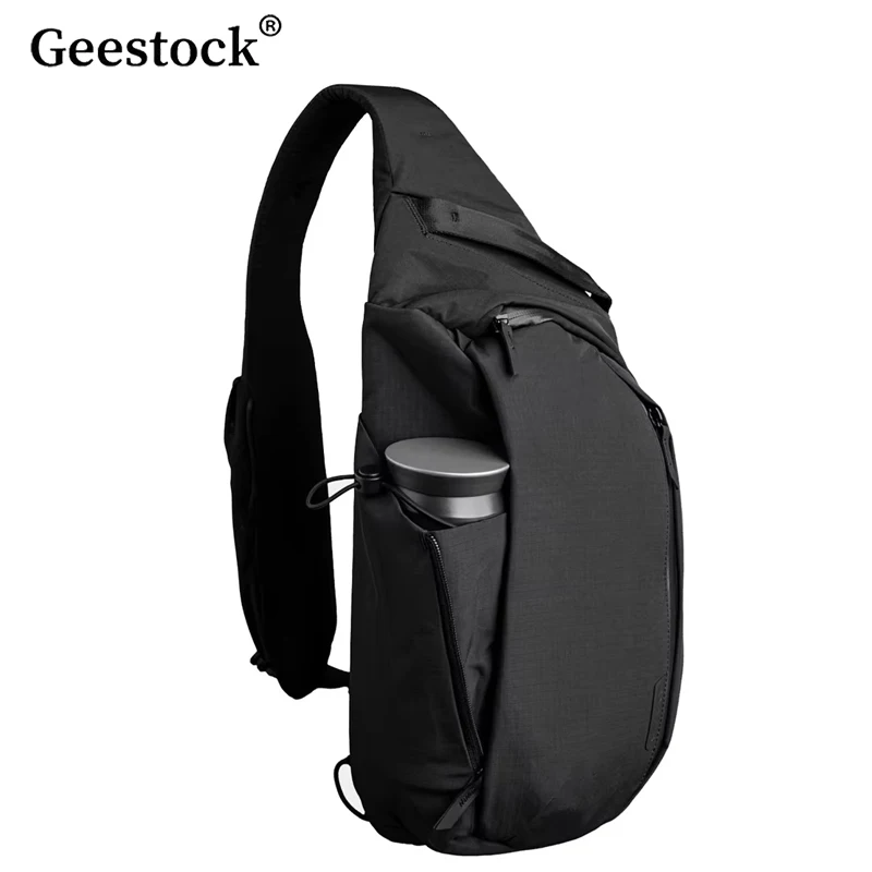Geestock Outdoor Travel Men's Chest Bag Multi-Functional Waterproof Men's Shoulder Bag Crossbody Bag Suitable For 11“Tablet Bag