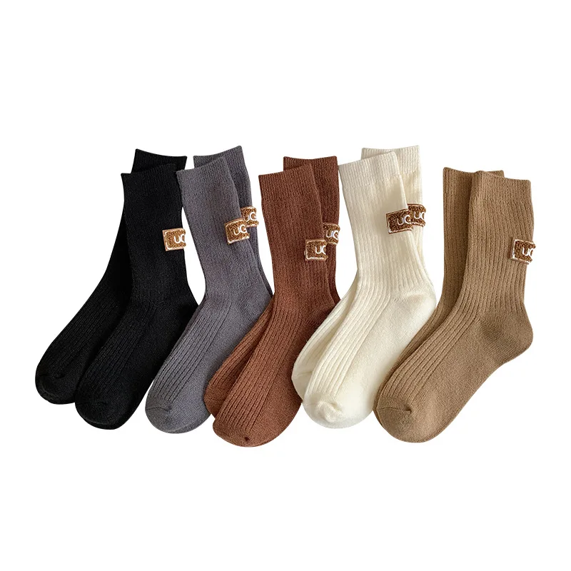 2 Pairs Cashmere Socks Winter Women Warm Wool Thickened Mid-Tube Trendy Heel Furry Label Letter Solid Color Snow Boot Socks New