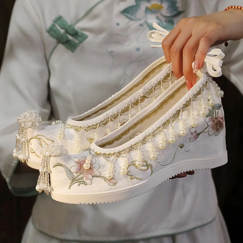 Spring Summer High Heel Hanfu Shoes Embroidered Chinese Style Wedding Shoes
