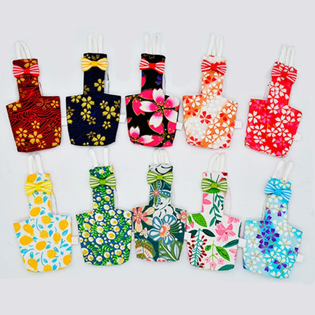 Floral Parrot Diaper with Bowtie Cute Colorful Fruit Cockatiel Pigeons Small Medium Large Pet Birds Flight Suit Clothes Washable