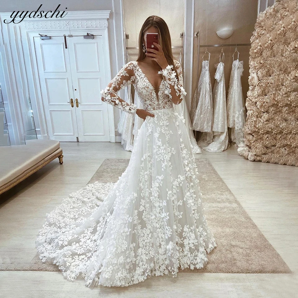 Luxury V-Neck Long Sleeves Wedding Dresses For Women 2026 Lace Appliques Boho A-Line Sweep Train Bridal Gowns Vestidos De Novia
