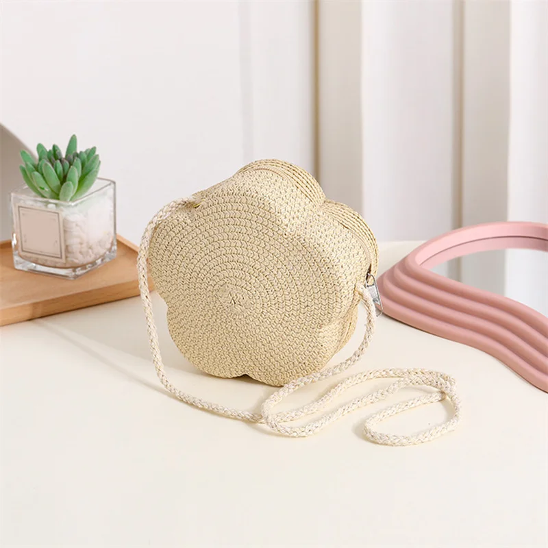 Children's Straw Small Shoulder Bag Woven Cute Flower Baby Girls Purse Handbag Mini Round Hand Made Beach Crossboay Bag