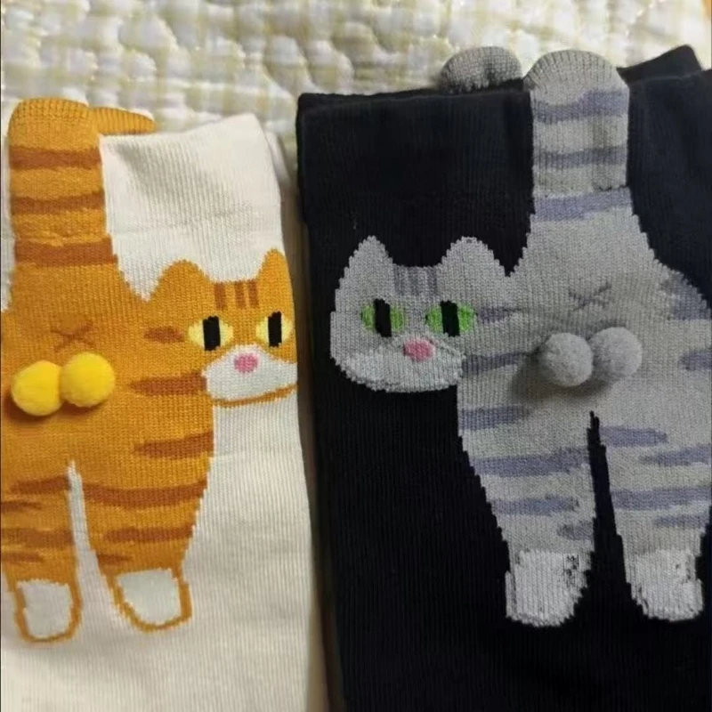 Gift for cat lovers: cartoon cat ladies cotton socks breathable and comfortable socks for all seasons