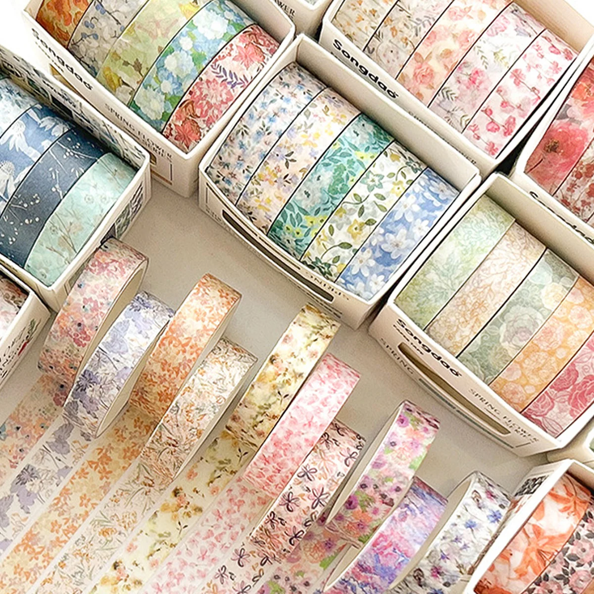 5 rolls of boxed romantic flower handbook tape, cute DIY fresh decorative washi tape for students, a must-have gift for students