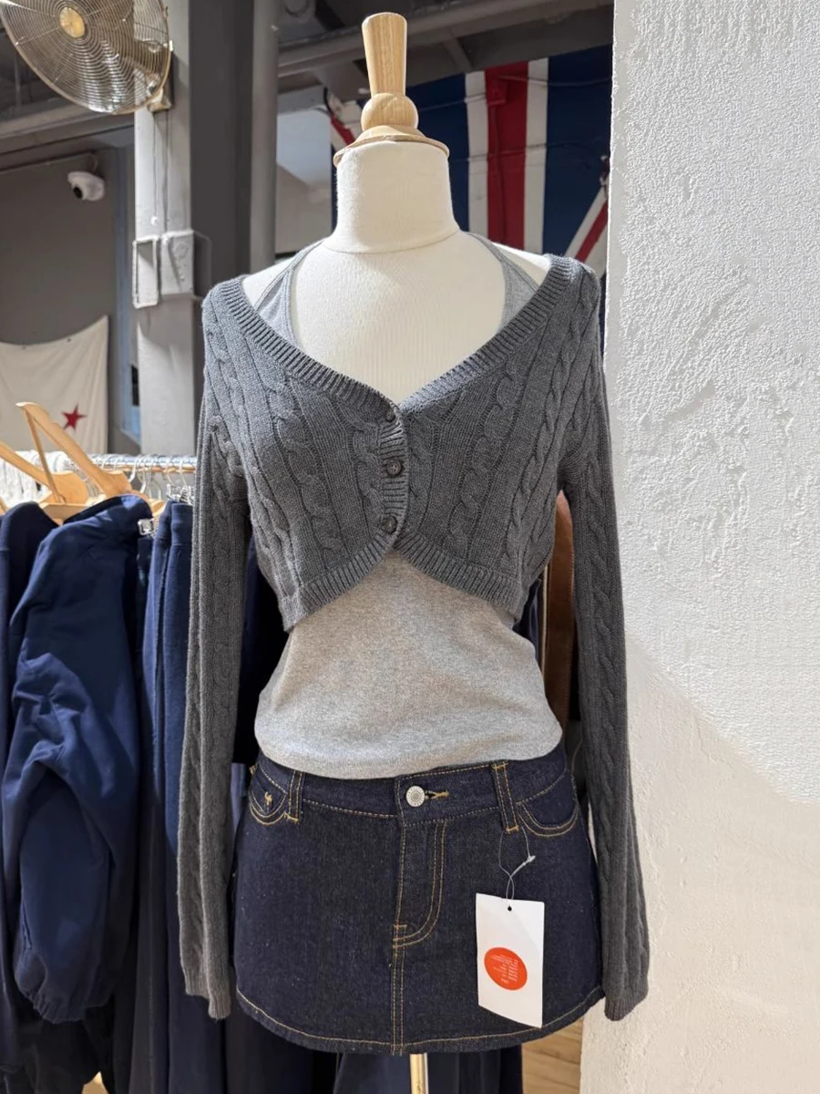 Twisted Flower Cropped Sweater Cardigan Woman Spring V-neck Single Breasted Long Sleeve Slim Crop Tops Solid Cotton Knitwear