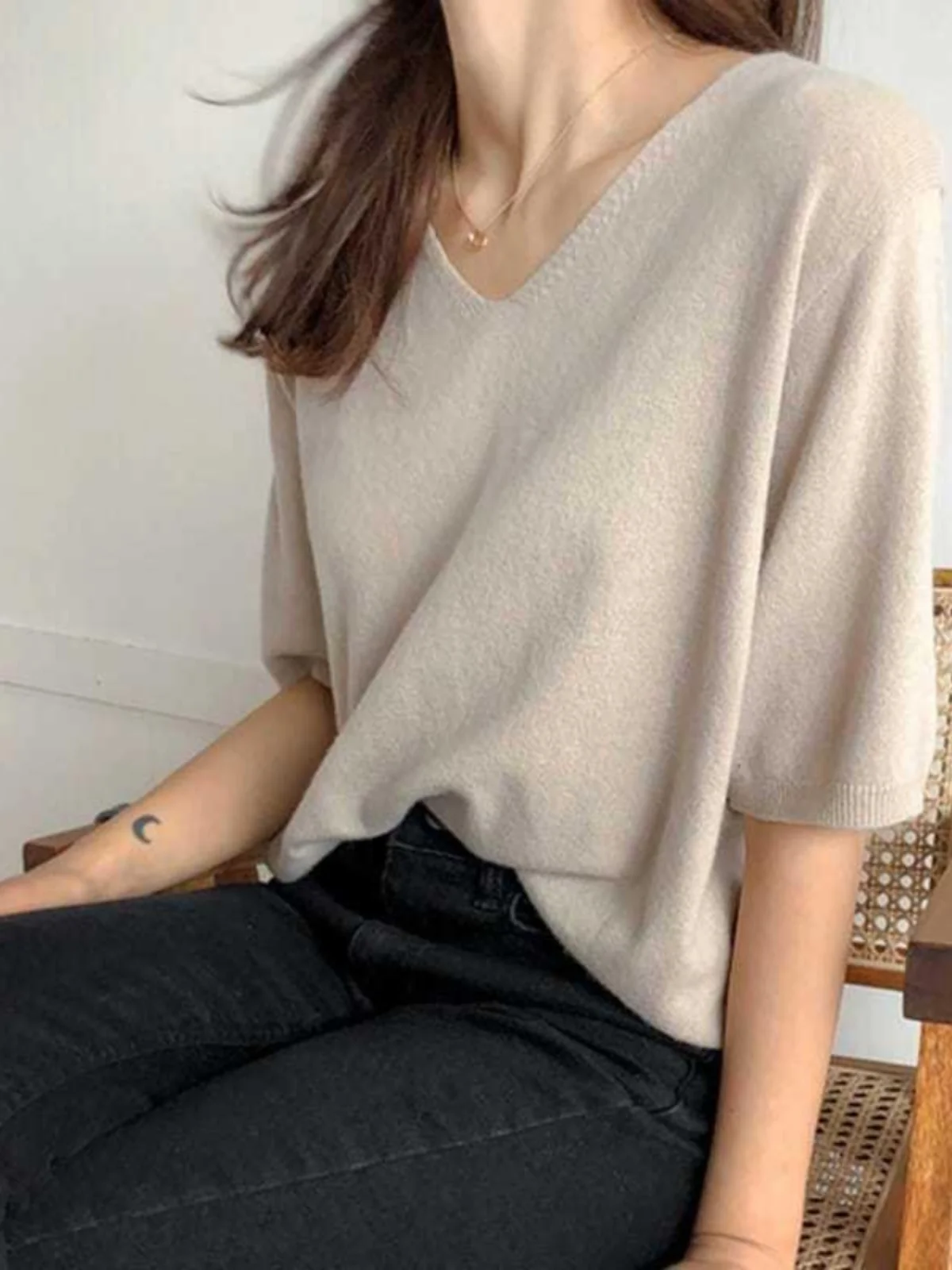 Spring New Ice Silk Knitted Top Women Loose Thin f Sve V Ne Summer Outerwear Comfortable Base Layer ort Sve Five