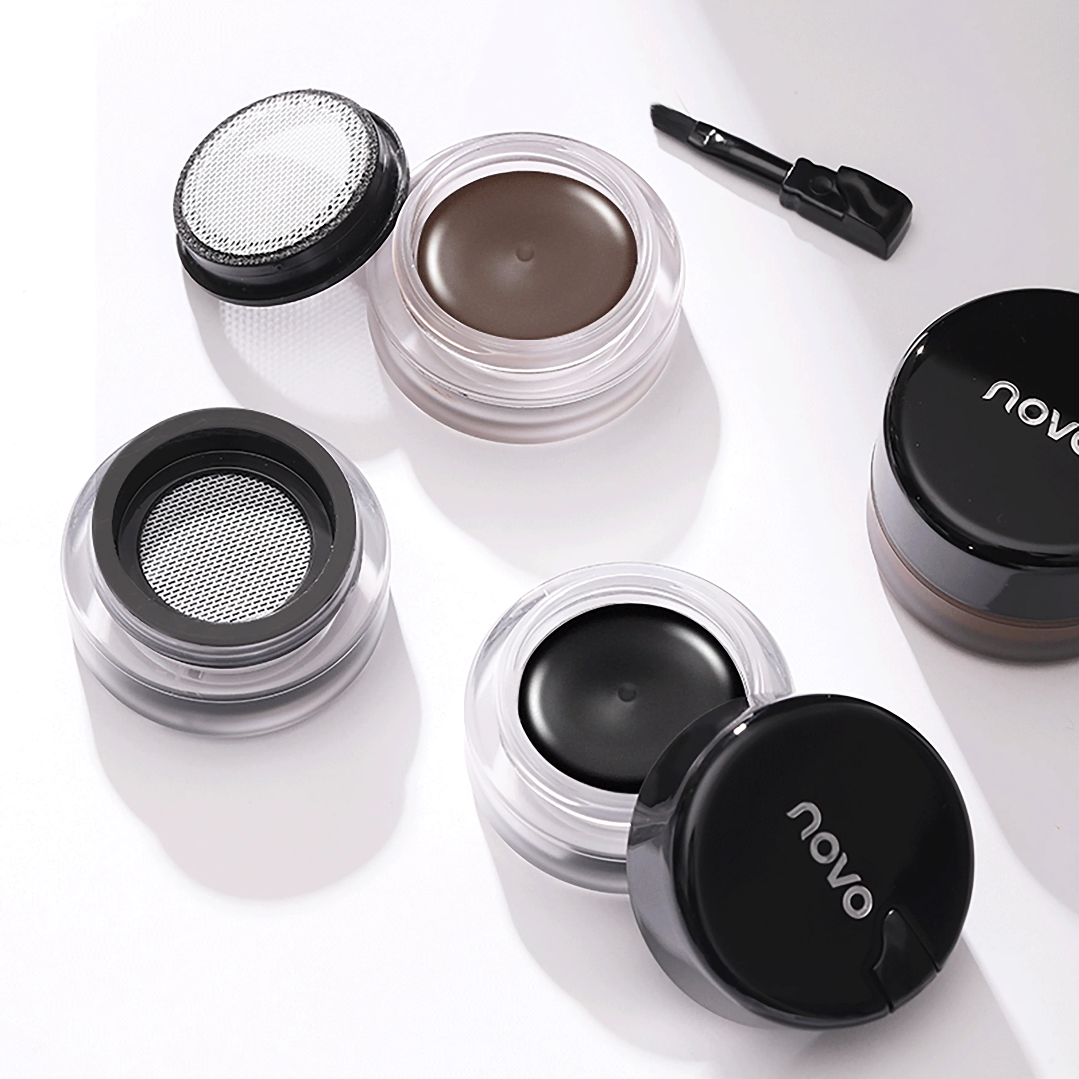 NOVO Waterproof, sweat-resistant, quick-drying eyeliner in a silky-smooth formula for natural-looking brows and eyes.