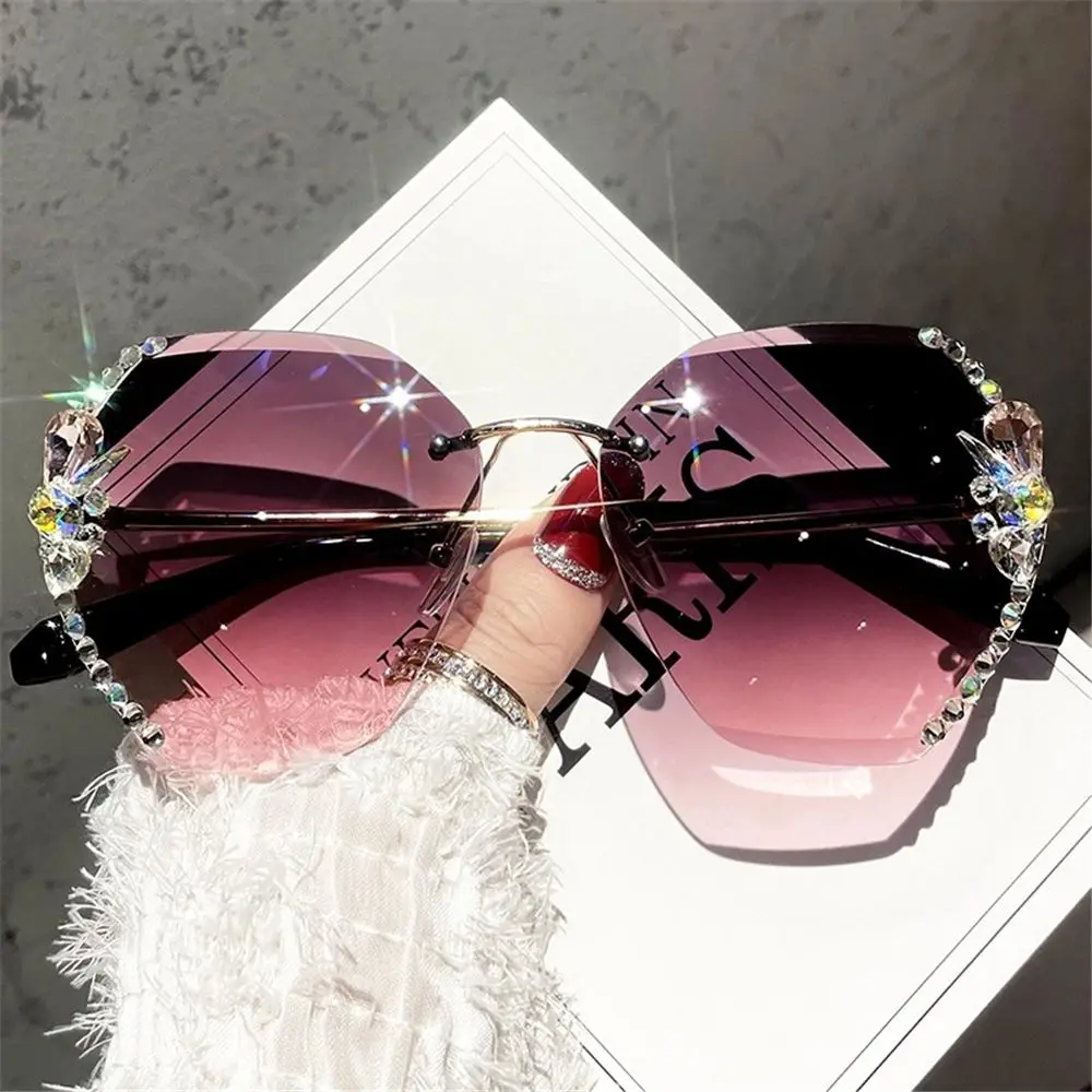 Vintage Cutting Lens UV400 Women Sun Glasses Gradient Rimless Sunglasses Rhinestone Sunglasses
