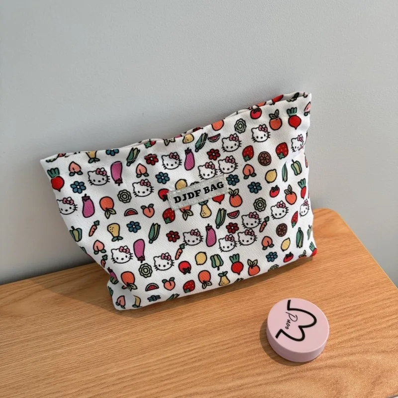 Hello Kitty Cosmetic Bag Cartoon Printed Clutch Bag Portable Makeup bag Travel Makeup organizer Cute Lipstick Pouch