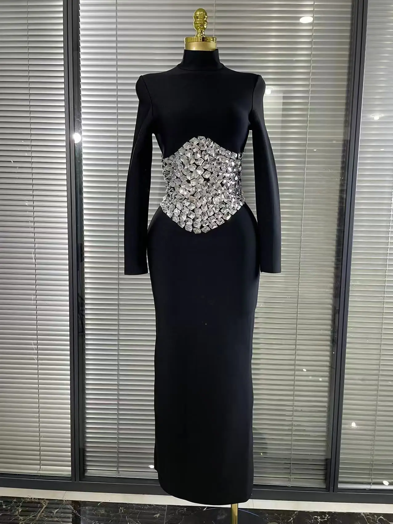 Sparkly Crystals Women Long Sleeve Sexy Bodycon Long Bandage Dress Evening Party Elegant Red Carpet Birthday Fashion Outfit