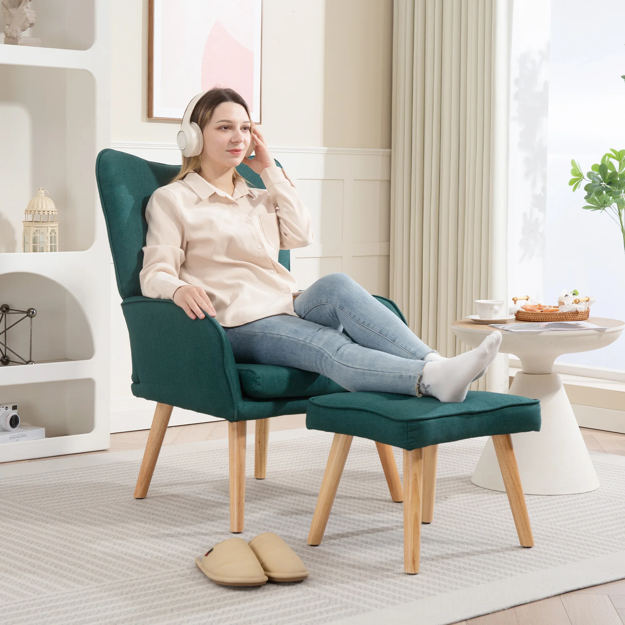 Homcom Armchair with Footrest Reading Armchair with High Backrest Capitoné Wooden Legs and Linen Upholstery