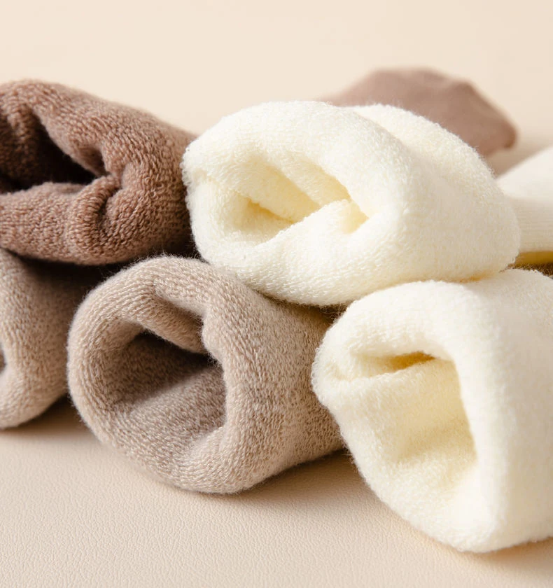 Autumn and Winter New Women's Thickened Warm Loop Socks Casual Solid Snow Socks Floor Sleep Socks