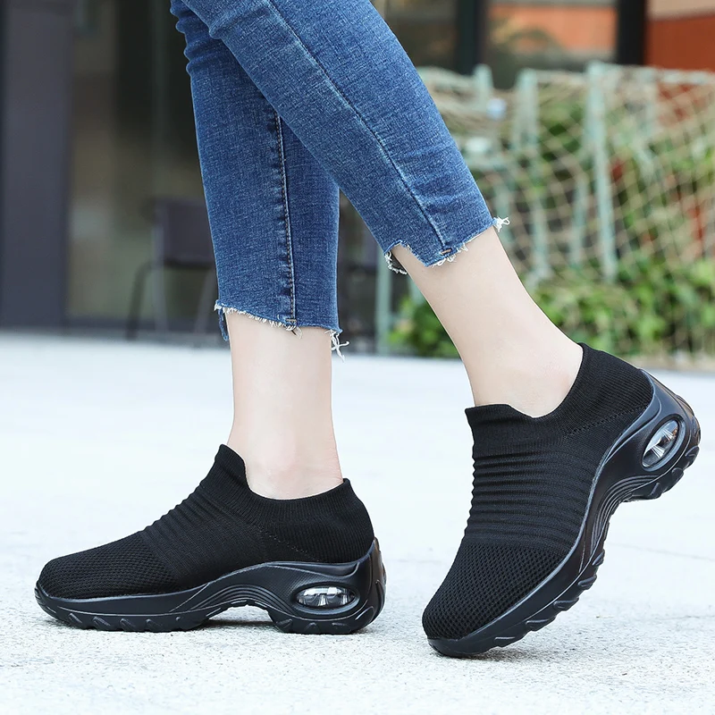 Breathable Comfortable Nursing Shoes Casual Platform Loafers Non-Slip Women's Walking Trainers Fashion Fly Weaving Sock Sneakers