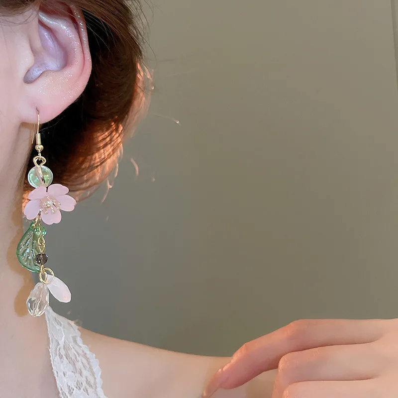 Chinese Glass Beads Flower Tassel Earrings for Women Sweet Style Versatile Drop Earring Elegant Beautiful Jewelry Friends Gift